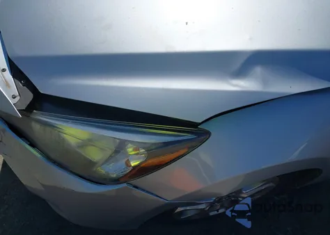 2019 Toyota Yaris Le из США, поврежденный, VIN 3MYDLBYV1KY518746